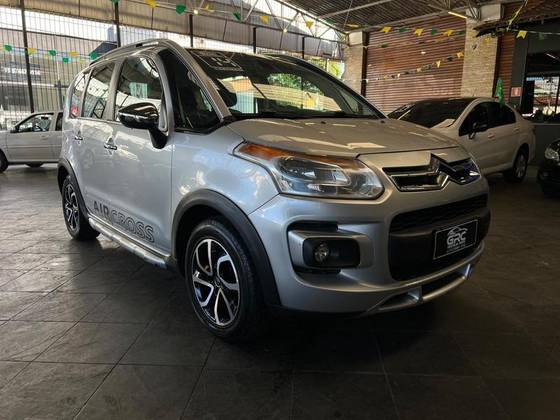 CITROËN AIRCROSS 1.6 EXCLUSIVE 16V FLEX 4P AUTOMÁTICO CITROËN AIRCROSS 1.6 EXCLUSIVE 16V FLEX 4P AUTOMÁTICO